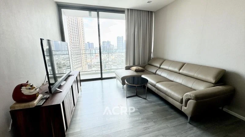 ให้เช่าคอนโด 2 ห้องนอน ที่ The Room Sukhumvit 69 ห้องมุม ใกล้