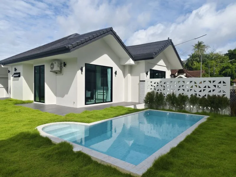 ขาย Pool Villa กะทู้ 102ตร.วา. ใกล้ห้าง Central เพียง 10นาที