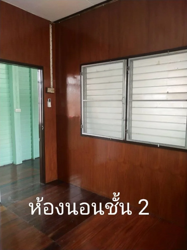 ให้เช่า บ้านเขตดินแดงบ้านเดี่ยว 2 ชั้นครึ่งตึกครึ่งไม้