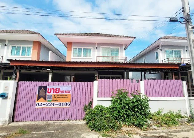 บ้านแฝด รุ่งกานต์ 7 เลียบคลองเจ๊ก บางกรวย-ไทรน้อย บางบัวทอง นนทบุรี