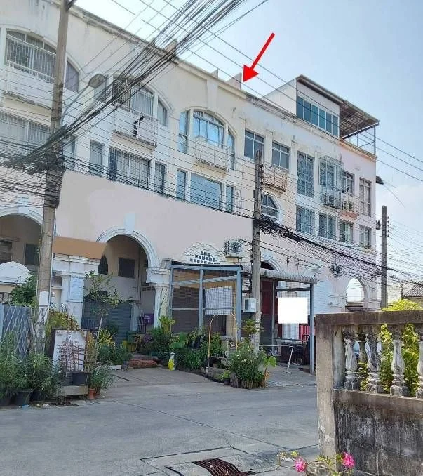 ขายตึกแถว 3 ชั้น ซอยอ่อนนุช 29 Commercial Building For Sale