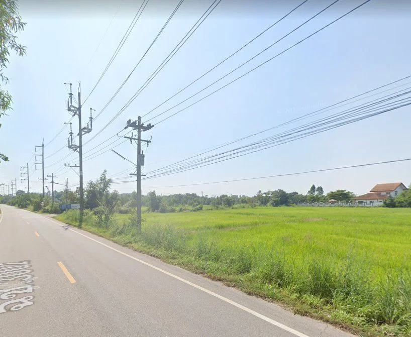 ขายที่ดินบ้านซ่อง 10 ไร่ หน้าติดถ.เส้นฉช.3002-133เมตร