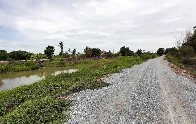 ขายที่ดินติดถนน ติดคลองชลประทาน โคกโคเฒ่า เมืองสุพรรณบุรี