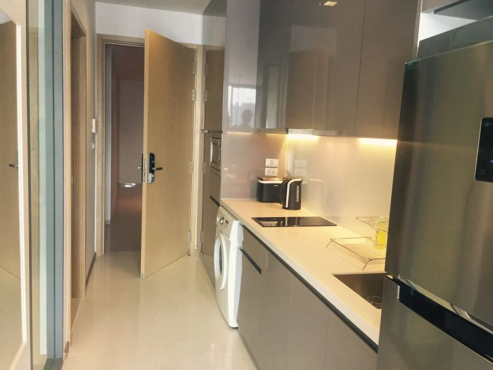 HYDE Sukhumvit 13 Condo for Sale (มีทางเชื่อม BTS นานา ใกล้