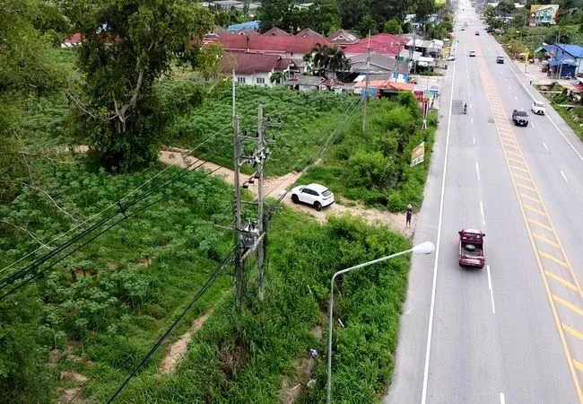 ขายที่ดิน ใกล้แยกนิคมพัฒนา ถนนทางหลวงหมายเลข3375 ตําบลมาบข่า