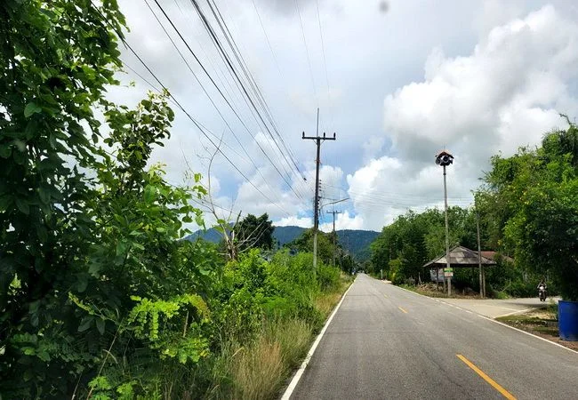 ขายที่ดิน เขายายดา ทางหลวงชนบท ถนนสุขุมวิท ตำบลตะพง