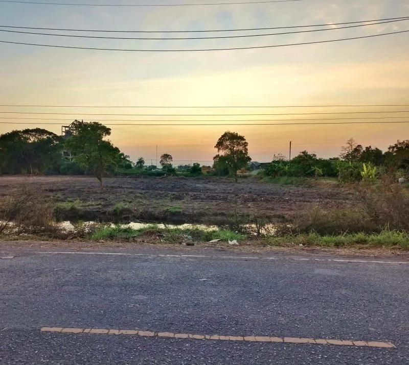 ขายที่ดินทรายมูลติดวิวแม่น้ำนครนายกเนื้อที่ 600ตรว.