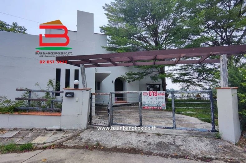 บ้านเดี่ยว หมู่บ้านวิจิตราธานี บางนา-ตราด เนื้อที่ 154.3 ตรว.