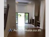 Townhouse 31 Bedroom For Rent BTS Ekkamai in Sukhumvit Bangkok