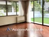 Privacy Space in CBD House 5 Bedroom For Rent BTS Thong Lo in Sukhumvit Bangkok