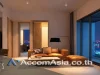 The Lofts Asoke Condominium 2 Bedroom For Rent MRT Phetchaburi in Sukhumvit Bangkok