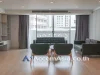 The classic style living place Apartment 4 Bedroom For Rent BTS Asok - MRT Sukhumvit in Sukhumvit Bangkok