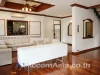 Large Single House with Greenery space 31 Bedroom For Rent Near BTS Ekkamai in Sukhumvit Bangkok